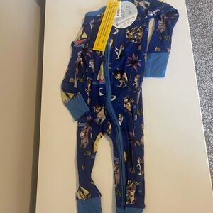 BNWT where the wild things are little sleepies 2 way zipper